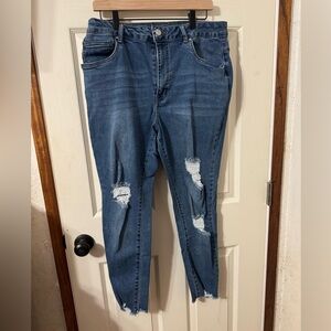 Refuge Blue Distressed Ankle Jeans Size 15